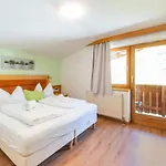 Pretty In With Infrared Sauna Apartment